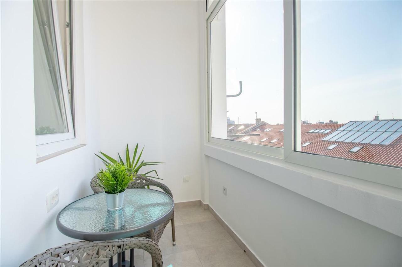 Apartment Alba Rijeka Exterior photo