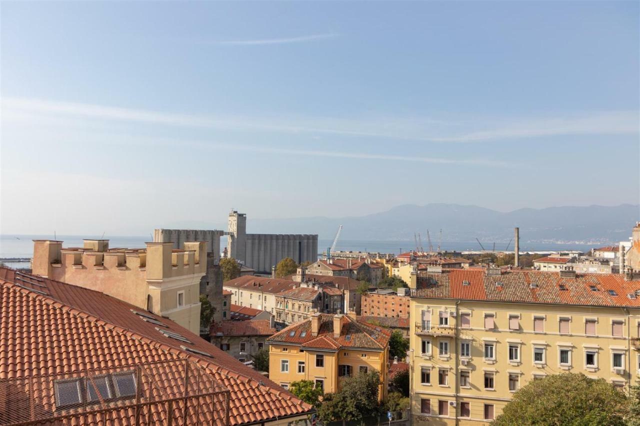 Apartment Alba Rijeka Exterior photo